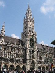 The Neues Rathaus (City Hall)